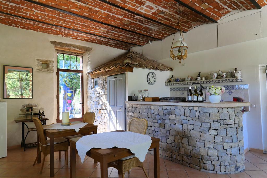 Les Tilleuls D'Elisee Vaison-la-Romaine Kültér fotó